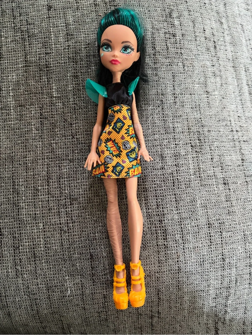 2016 Mattel Monster High  Comic Book Dress Cleo de Nile Doll